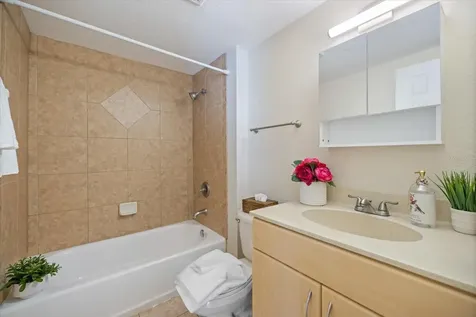 960 Highland Street Sarasota FL 34234