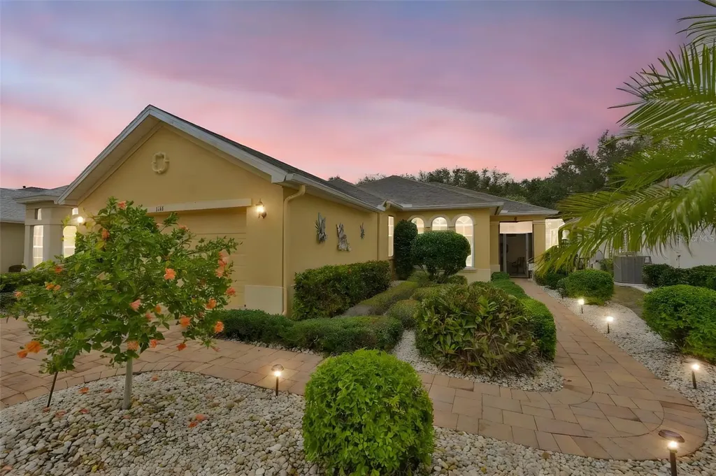 1118 Emerald Dunes Drive Sun City Center FL 33573