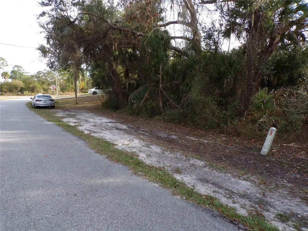 Tepee Avenue North Port FL 34291