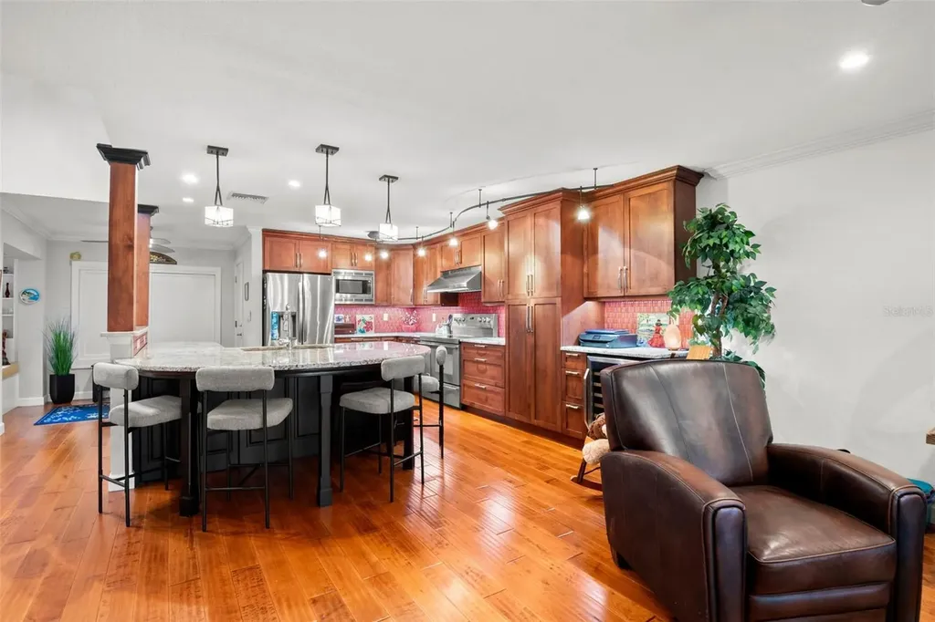 12 Mariner Drive Tarpon Springs FL 34689