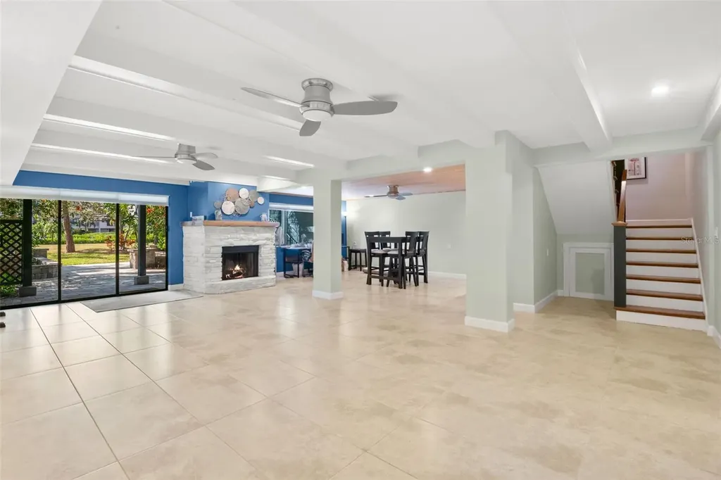12 Mariner Drive Tarpon Springs FL 34689