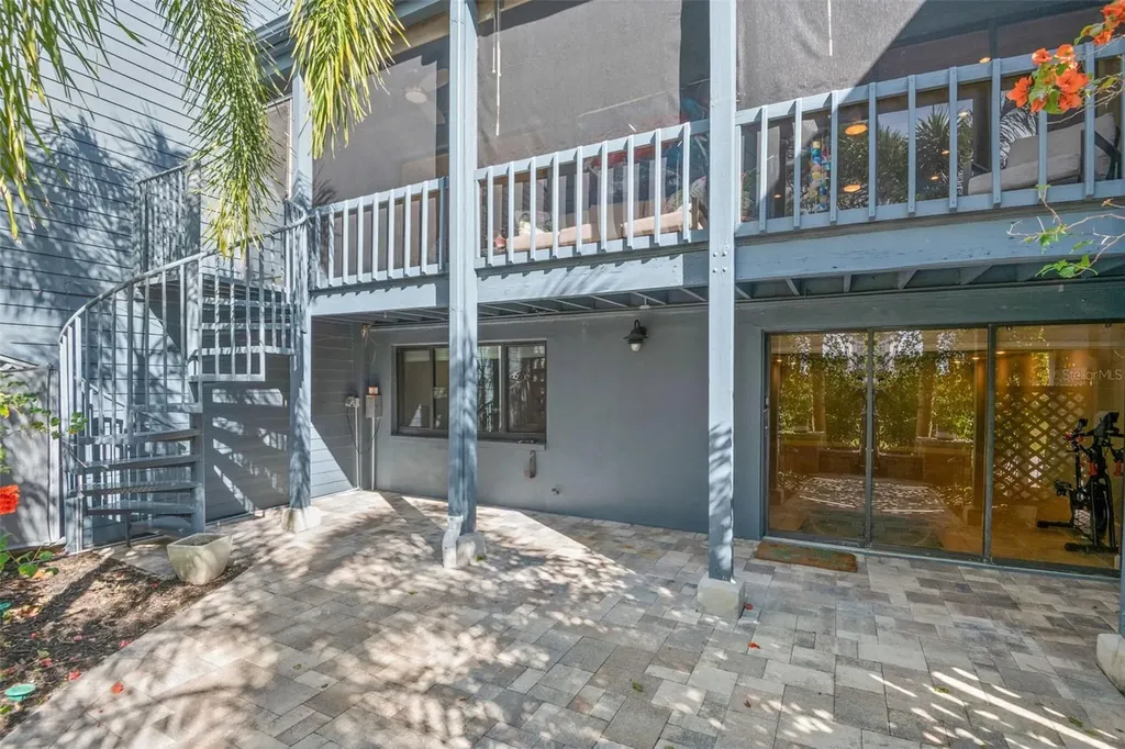 12 Mariner Drive Tarpon Springs FL 34689