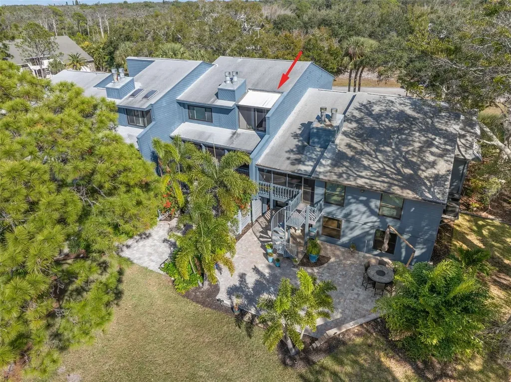 12 Mariner Drive Tarpon Springs FL 34689