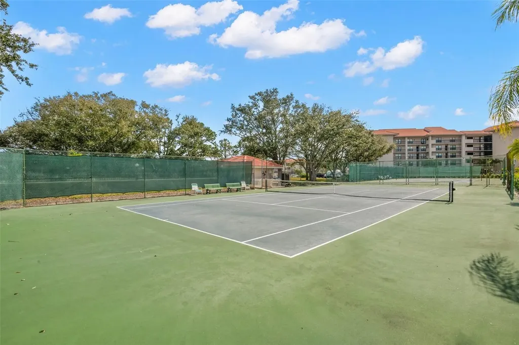12 Mariner Drive Tarpon Springs FL 34689