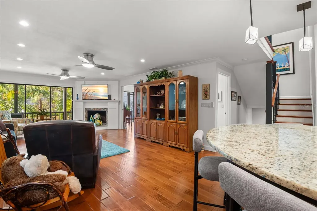 12 Mariner Drive Tarpon Springs FL 34689
