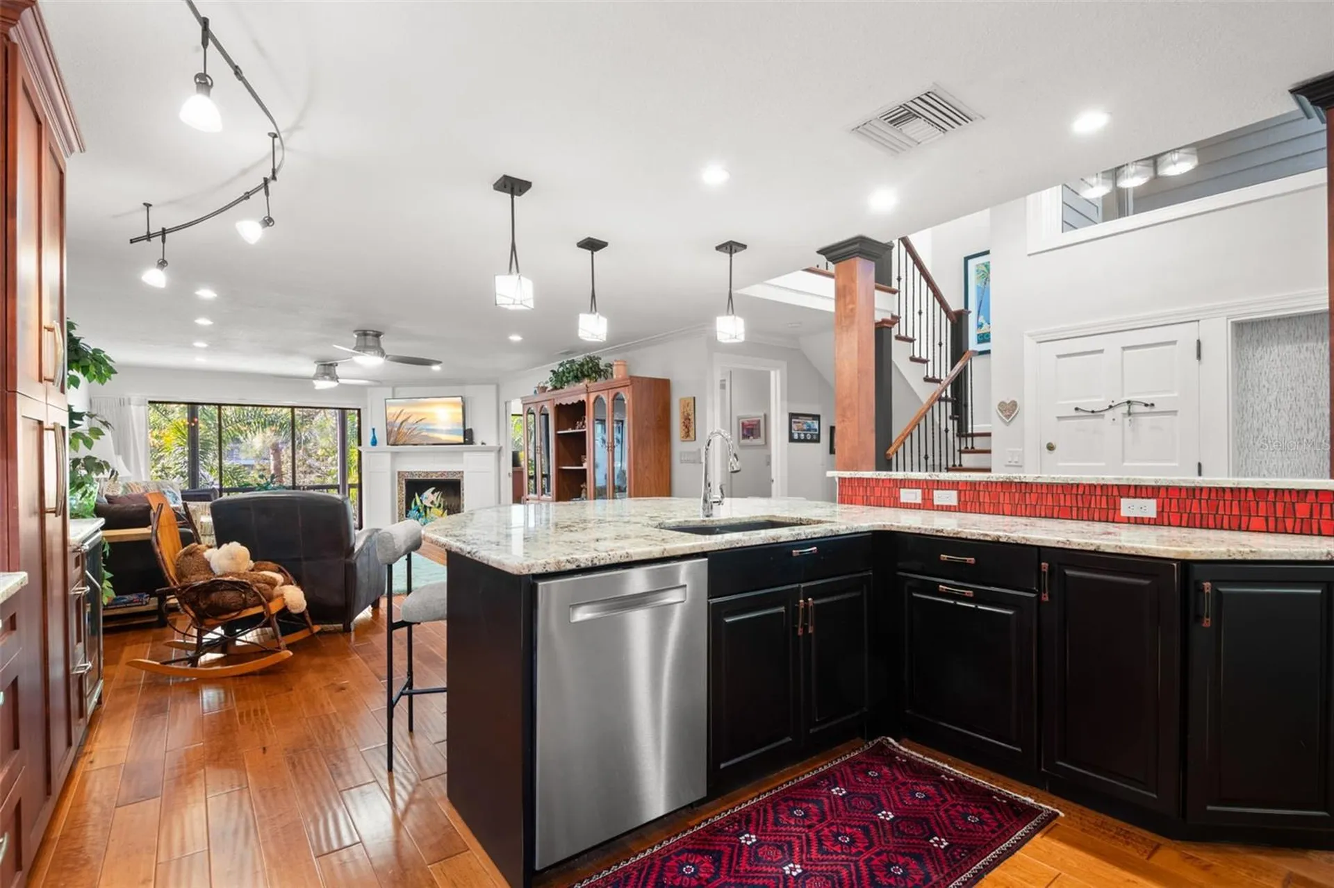 12 Mariner Drive Tarpon Springs FL 34689