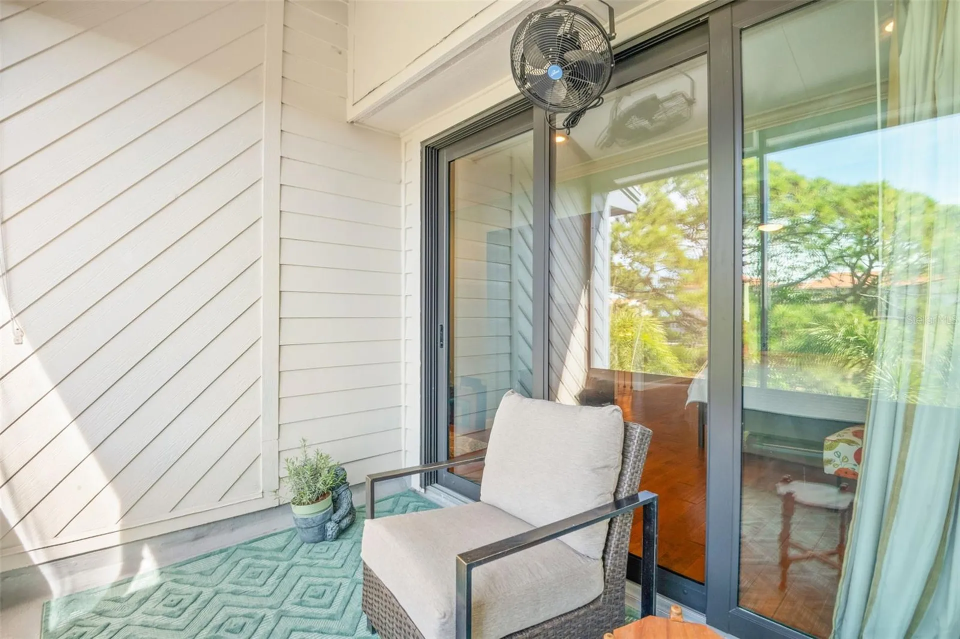 12 Mariner Drive Tarpon Springs FL 34689