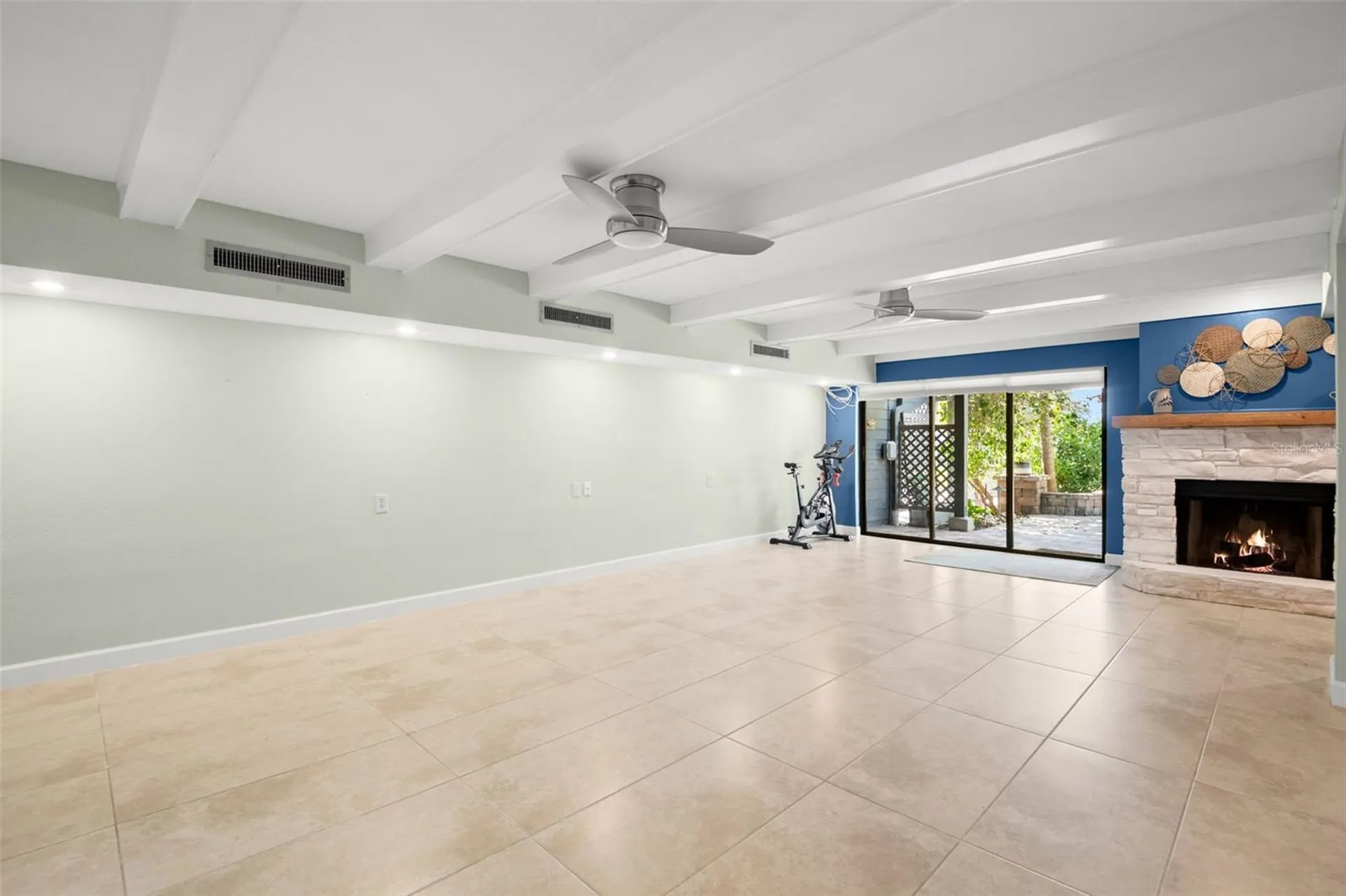 12 Mariner Drive Tarpon Springs FL 34689