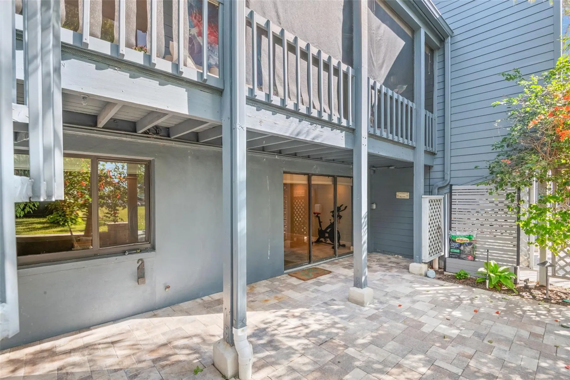 12 Mariner Drive Tarpon Springs FL 34689
