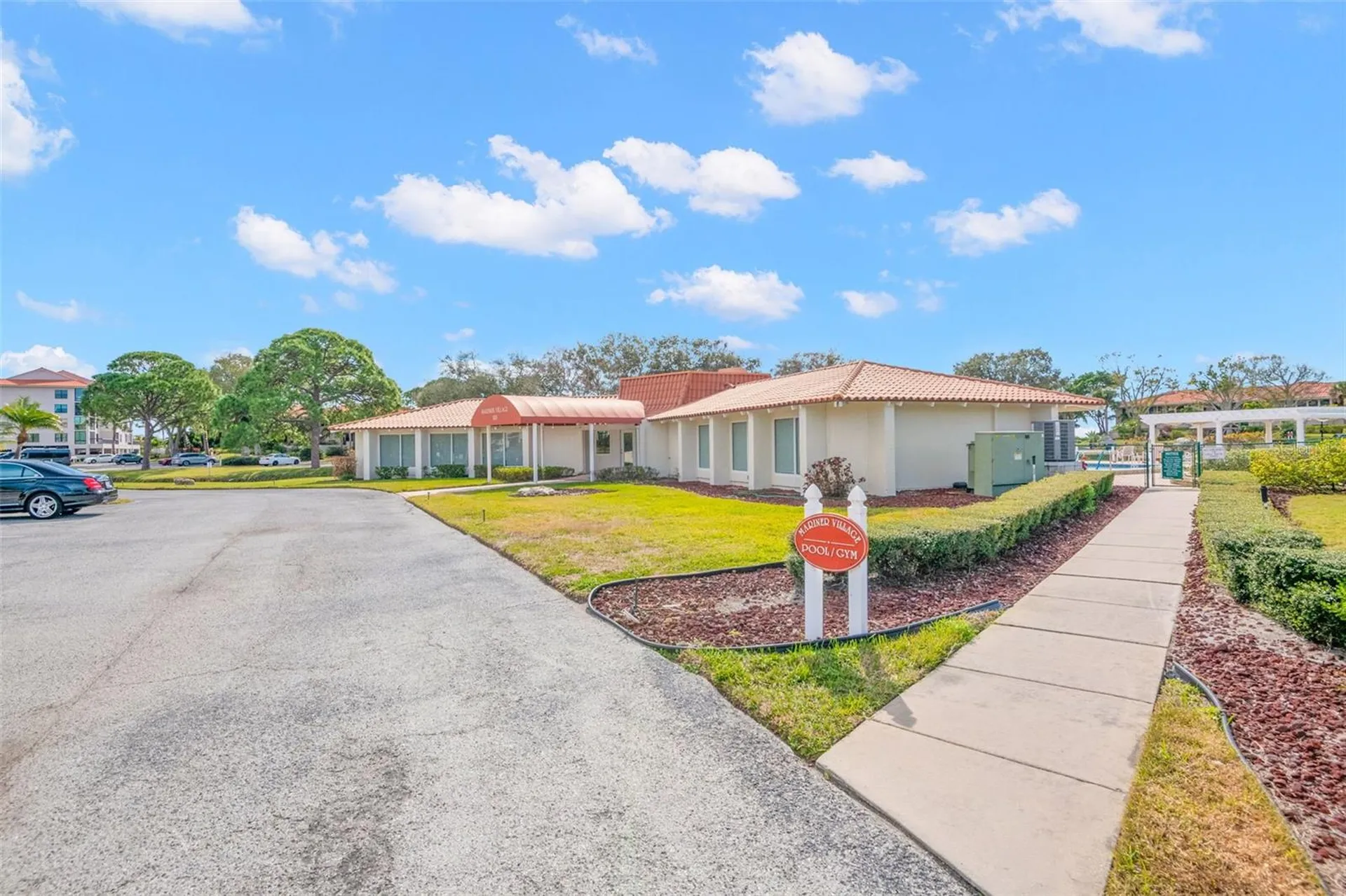 12 Mariner Drive Tarpon Springs FL 34689