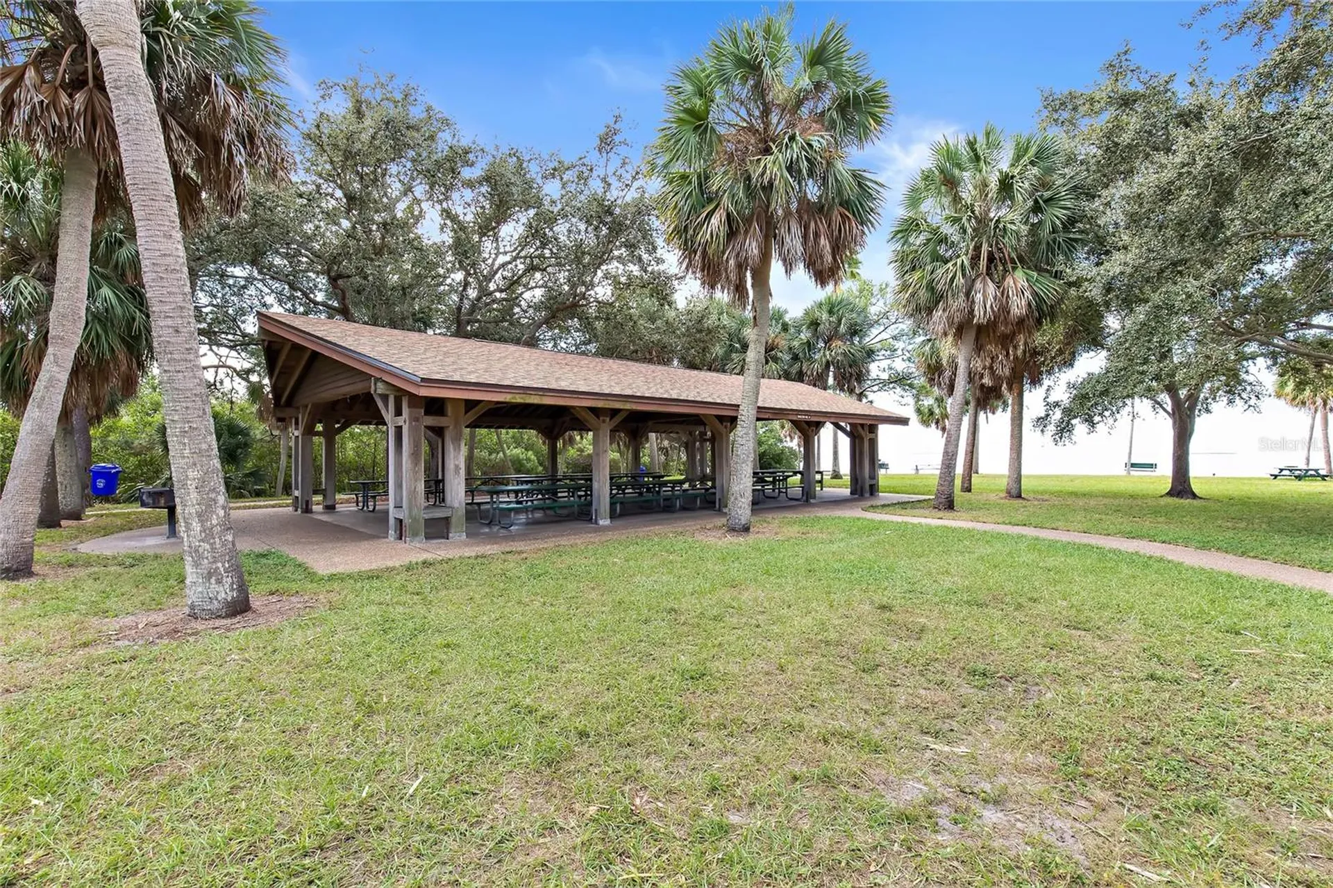 12 Mariner Drive Tarpon Springs FL 34689