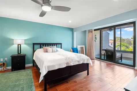 12 Mariner Drive Tarpon Springs FL 34689