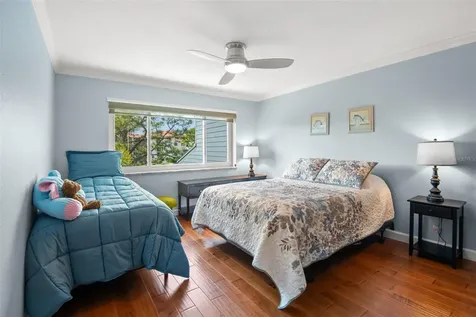 12 Mariner Drive Tarpon Springs FL 34689