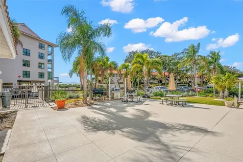 12 Mariner Drive Tarpon Springs FL 34689