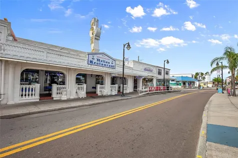 12 Mariner Drive Tarpon Springs FL 34689