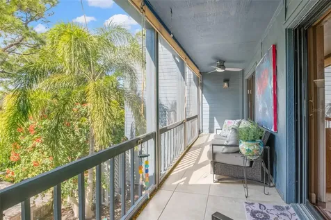 12 Mariner Drive Tarpon Springs FL 34689