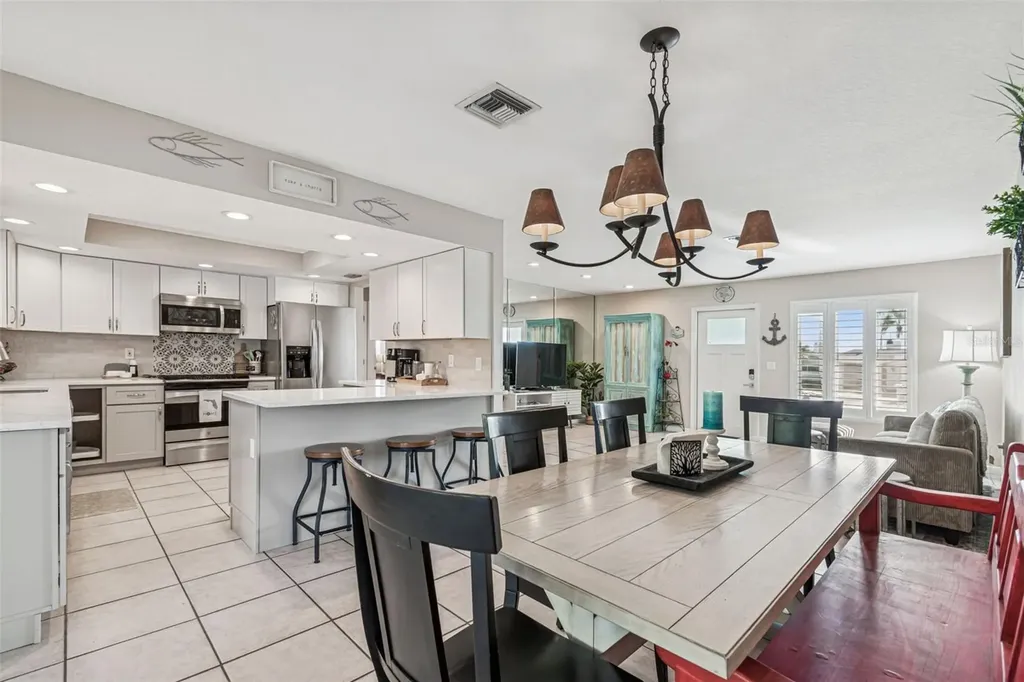 216 176th Avenue E Redington Shores FL 33708