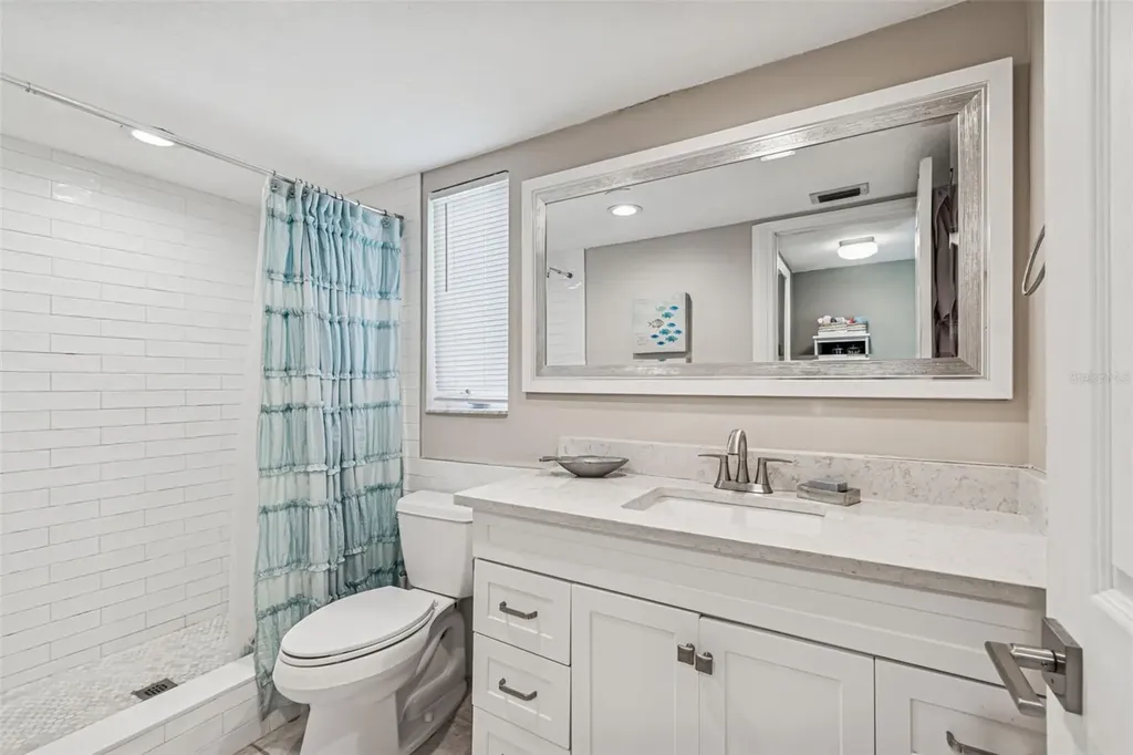 216 176th Avenue E Redington Shores FL 33708