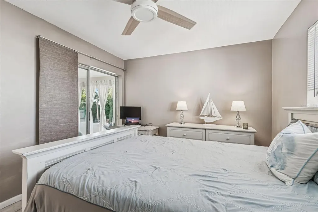 216 176th Avenue E Redington Shores FL 33708