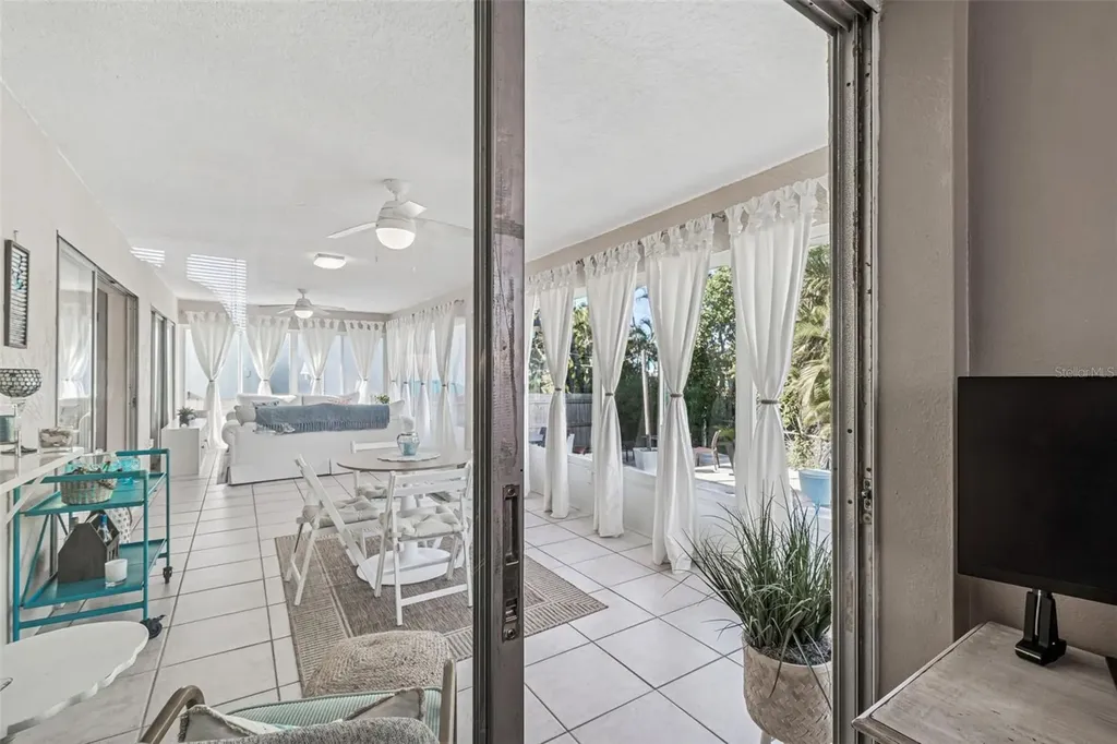 216 176th Avenue E Redington Shores FL 33708