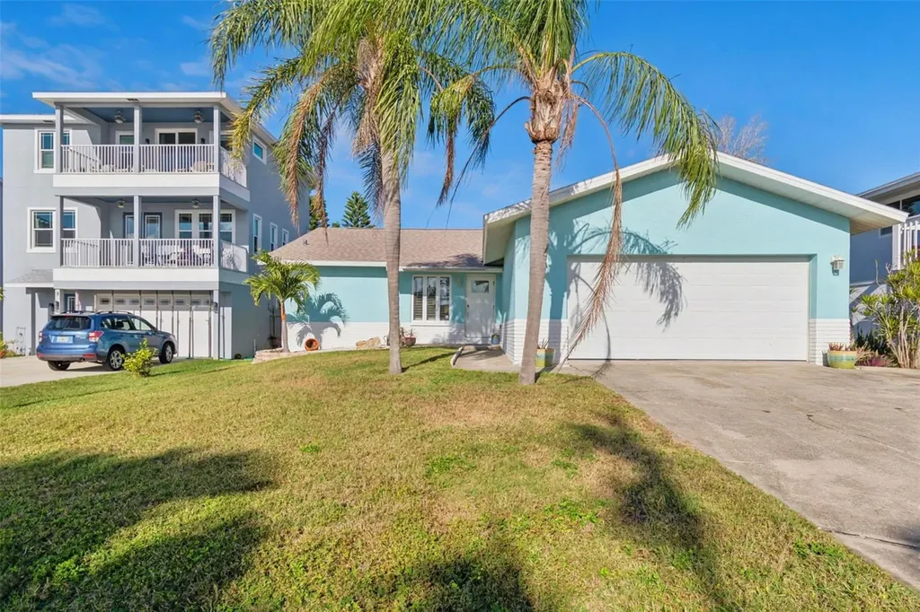 216 176th Avenue E Redington Shores FL 33708