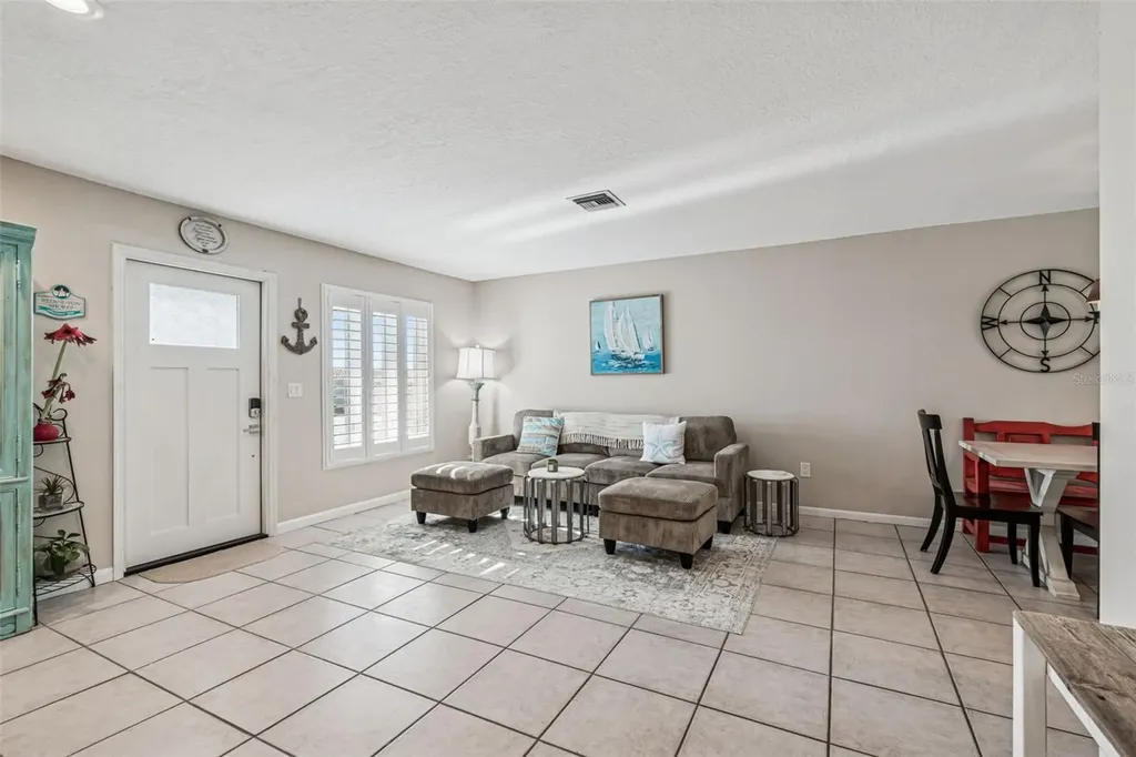 216 176th Avenue E Redington Shores FL 33708