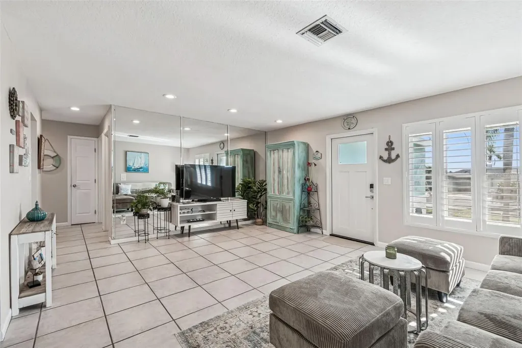 216 176th Avenue E Redington Shores FL 33708