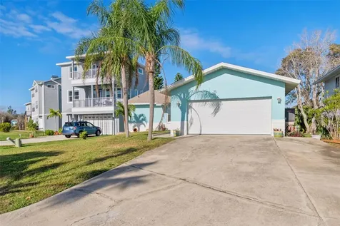 216 176th Avenue E Redington Shores FL 33708