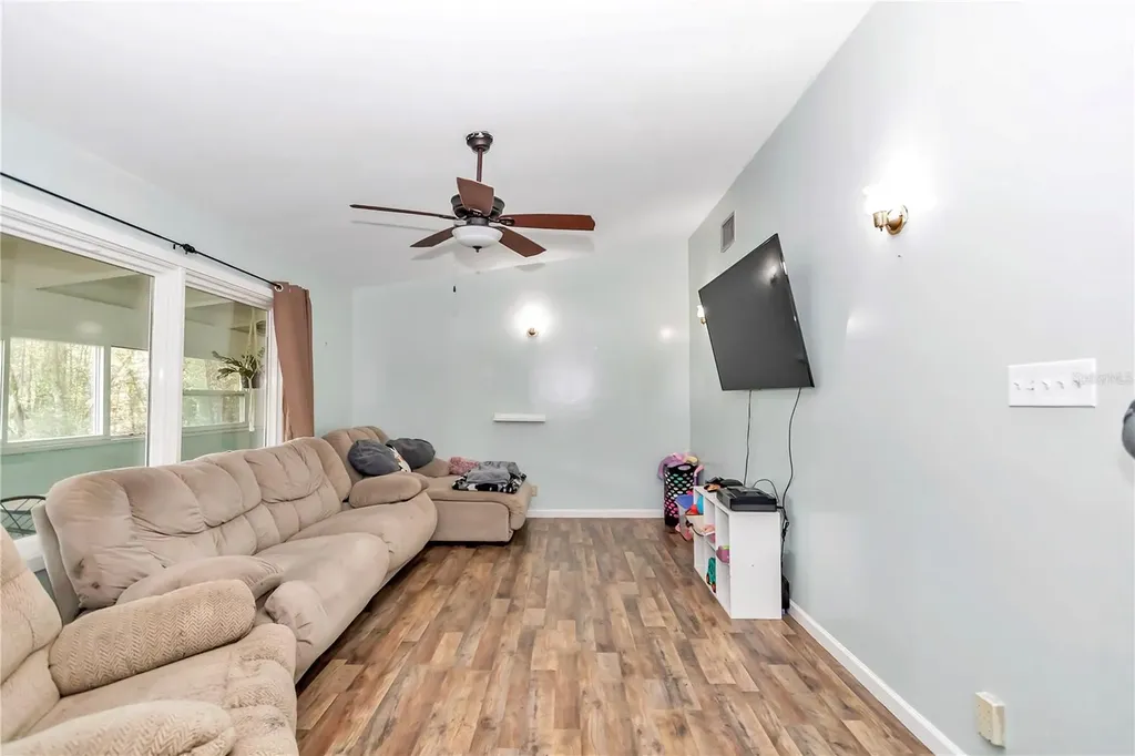 10115 E Highway 316 Fort Mc Coy FL 32134