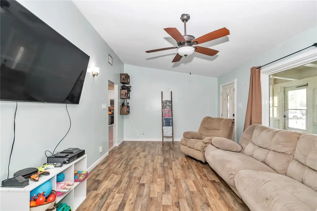 10115 E Highway 316 Fort Mc Coy FL 32134