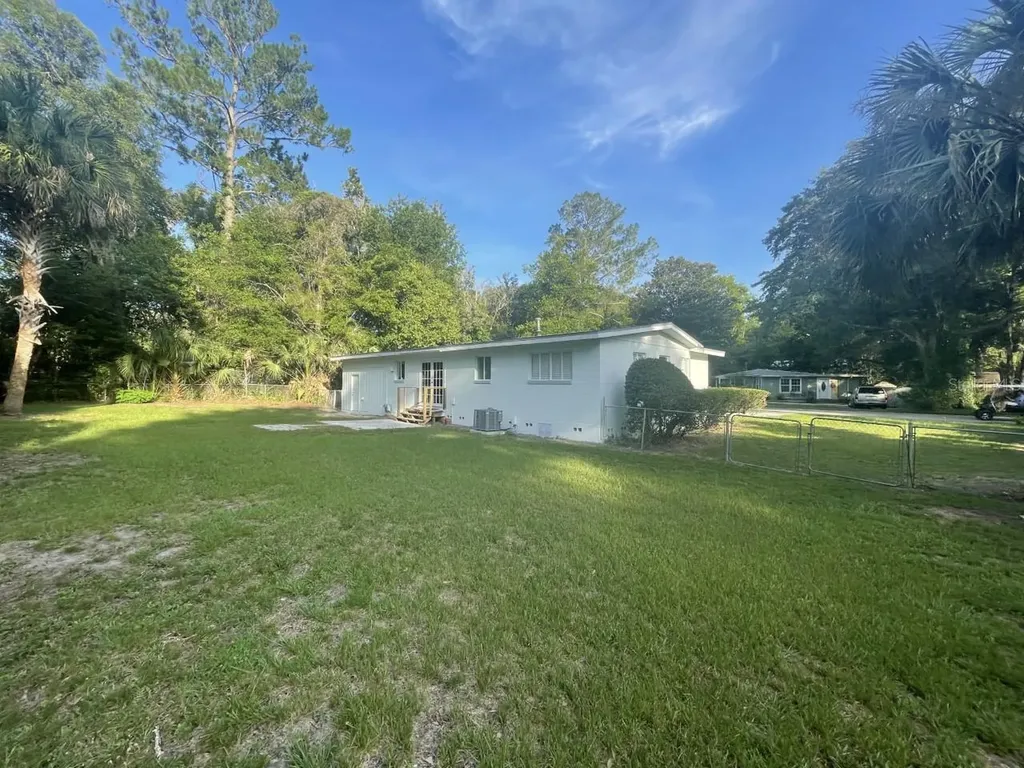 3456 NW 7th Avenue Gainesville FL 32607