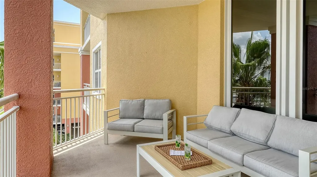 606 Riviera Dunes Way Palmetto FL 34221