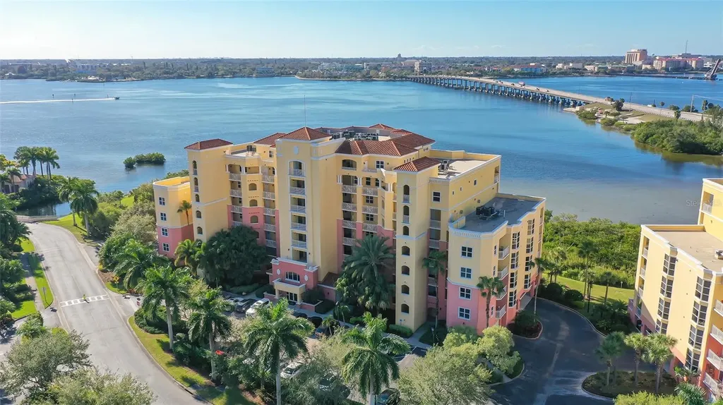 606 Riviera Dunes Way Palmetto FL 34221