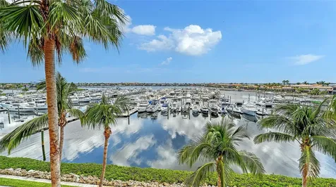 606 Riviera Dunes Way Palmetto FL 34221