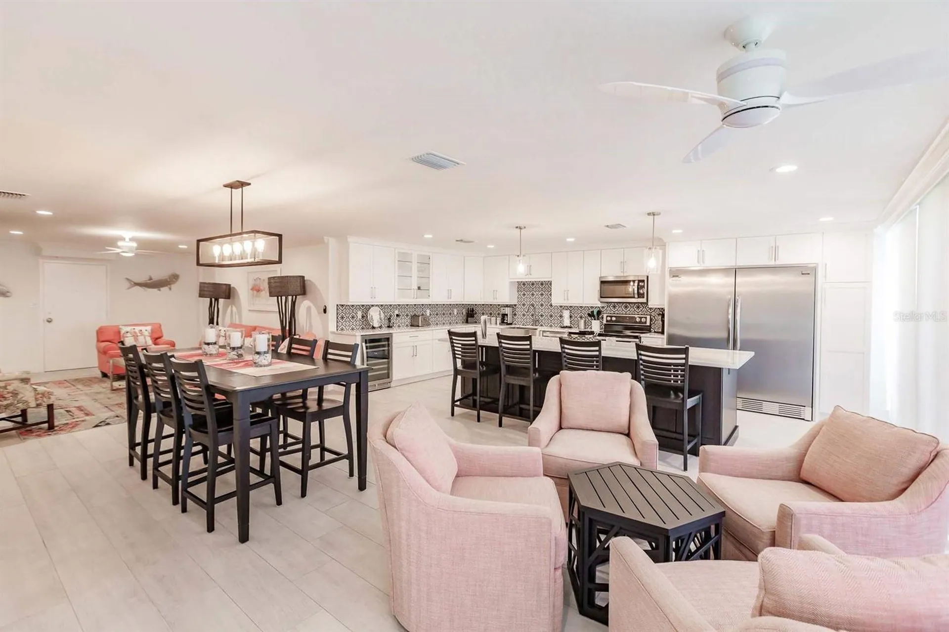 1125 W Peppertree Drive Sarasota FL 34242