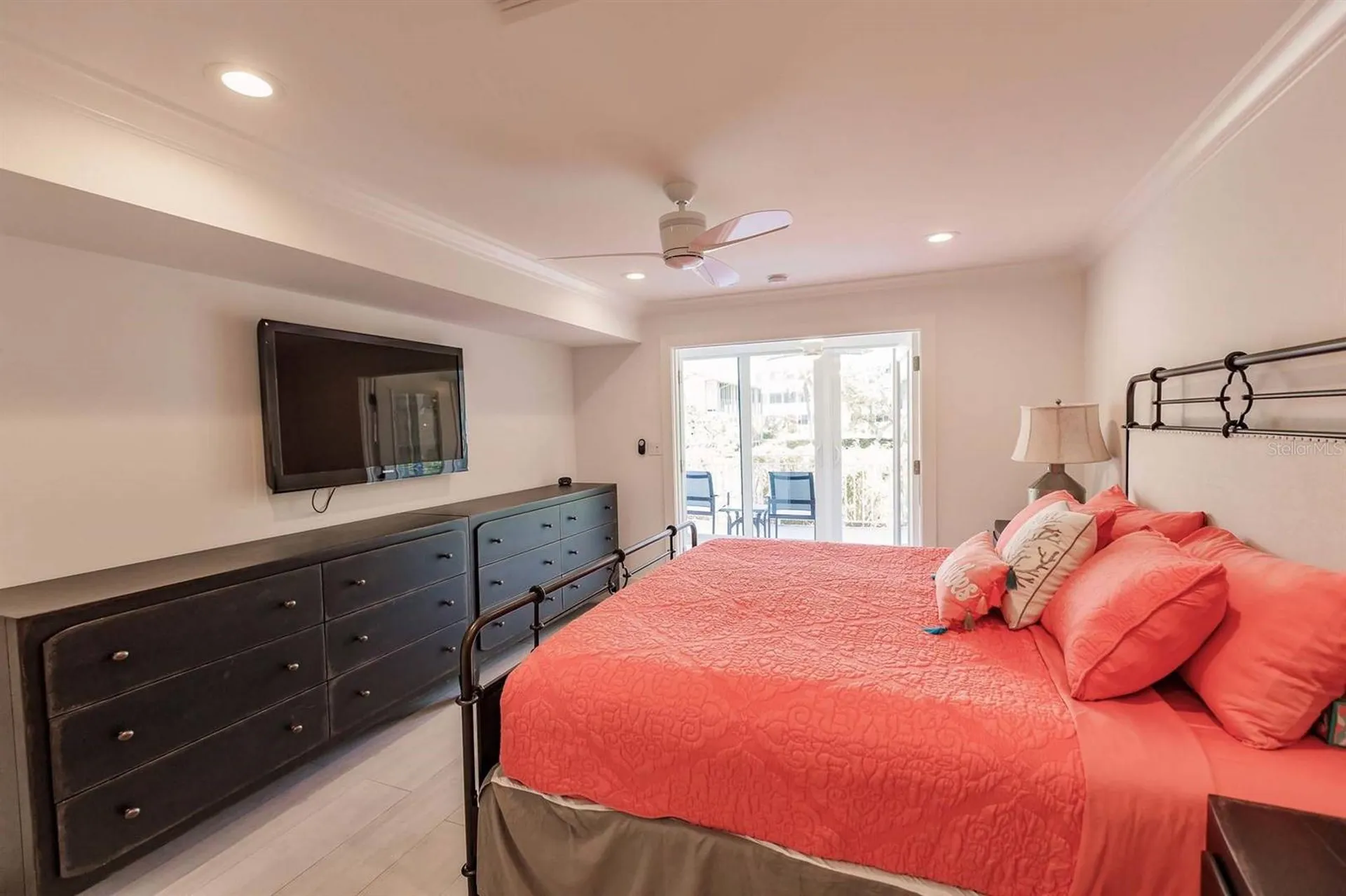 1125 W Peppertree Drive Sarasota FL 34242