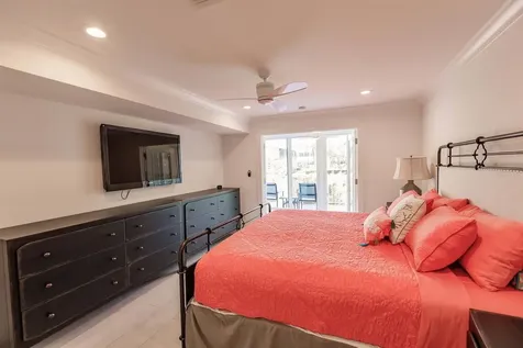 1125 W Peppertree Drive Sarasota FL 34242