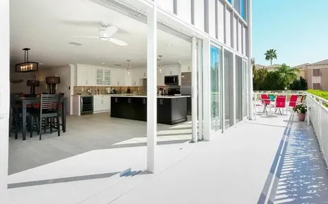 1125 W Peppertree Drive Sarasota FL 34242