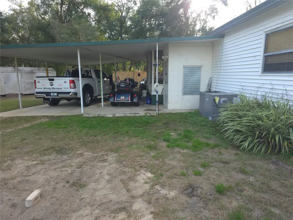 240 Kitty Avenue Interlachen FL 32148