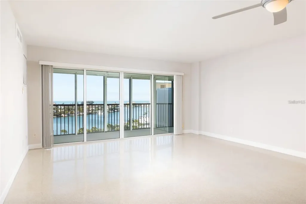 10355 Paradise Boulevard Treasure Island FL 33706