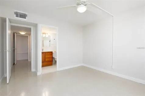 10355 Paradise Boulevard Treasure Island FL 33706