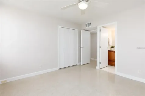 10355 Paradise Boulevard Treasure Island FL 33706