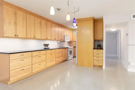 10355 Paradise Boulevard Treasure Island FL 33706