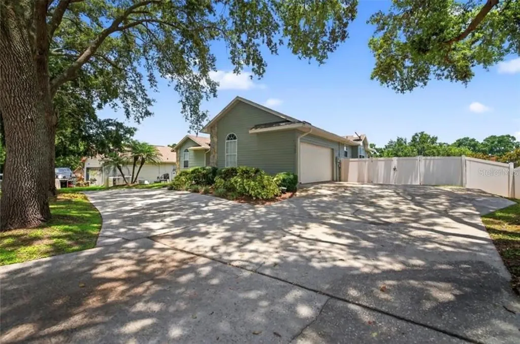1922 Matthew Court Lakeland FL 33813