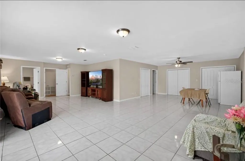 1922 Matthew Court Lakeland FL 33813