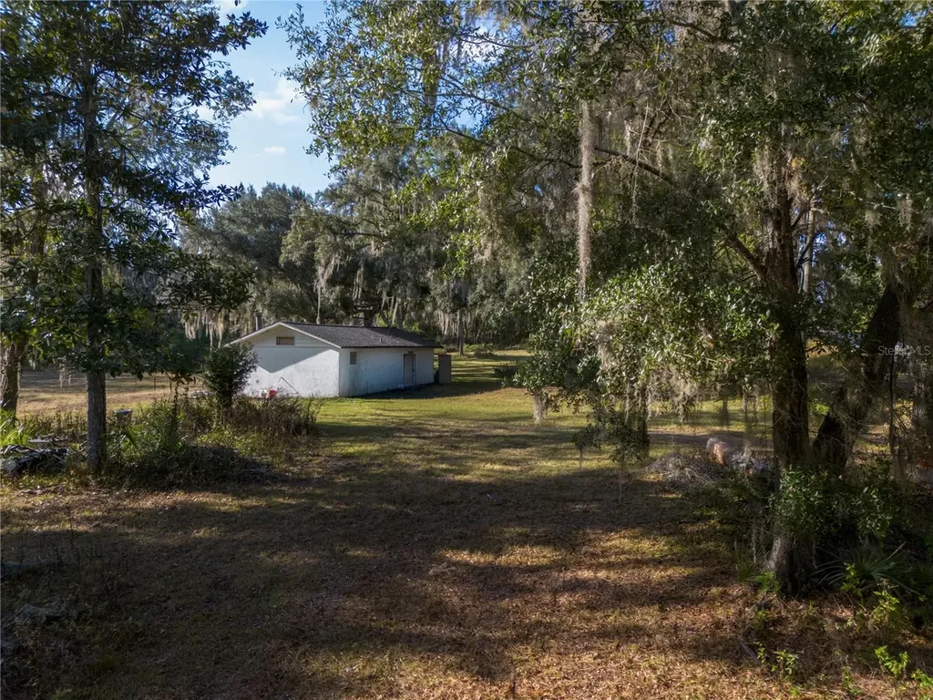 560 NW 39th Road Gainesville FL 32607