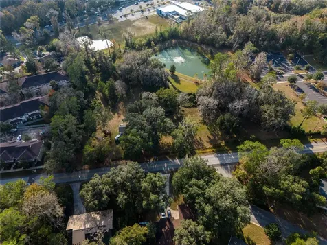 560 NW 39th Road Gainesville FL 32607