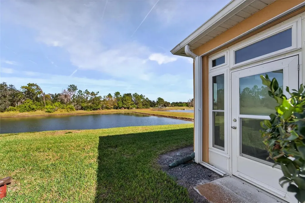 2243 Oakley Green Drive Sun City Center FL 33573