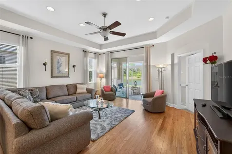 2243 Oakley Green Drive Sun City Center FL 33573