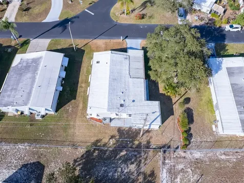 6092 Southern Oaks Drive SE Winter Haven FL 33884